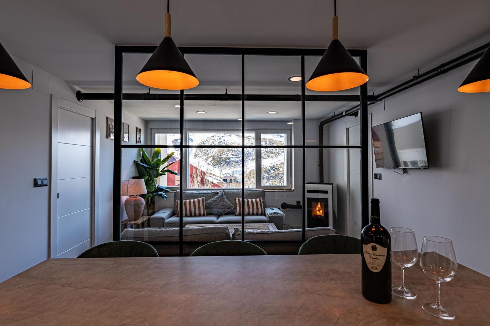 Luxury Refurnished Apartment With Private Parking Close To Ski Slopes Sierra Nevada Exterior foto