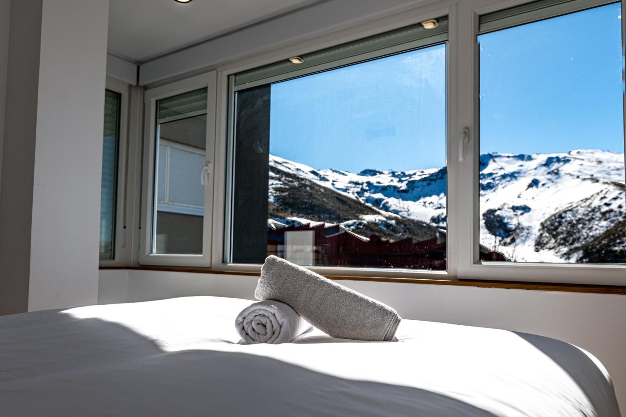 Luxury Refurnished Apartment With Private Parking Close To Ski Slopes Sierra Nevada Exterior foto
